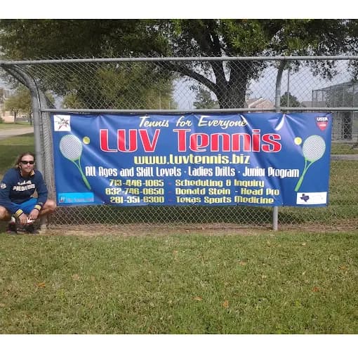 LUV Tennis