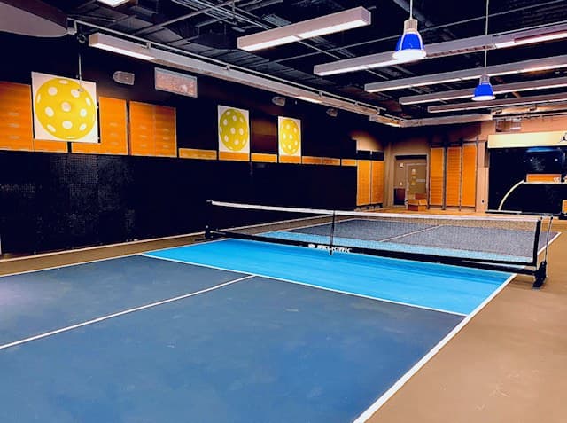 Pickleball Smash-it Inside Staten Island Mall