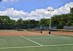 Travis Country - Blue Valley Courts