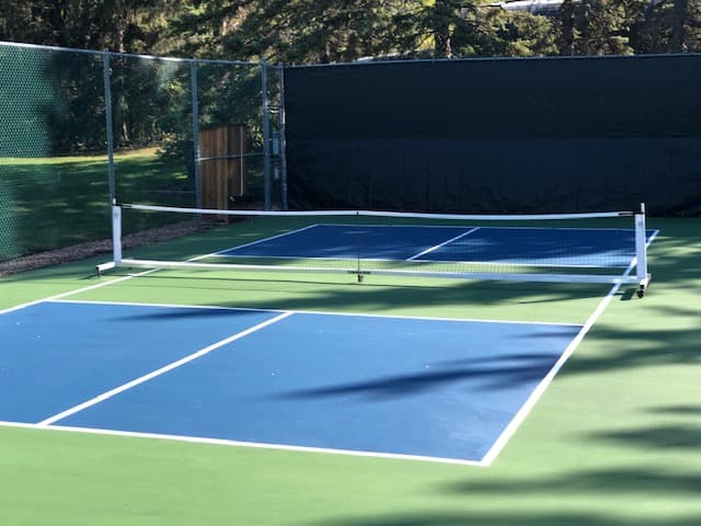 Private Court Rentals at Spruce Hill Farm