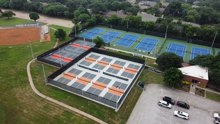 Fretz Tennis Center