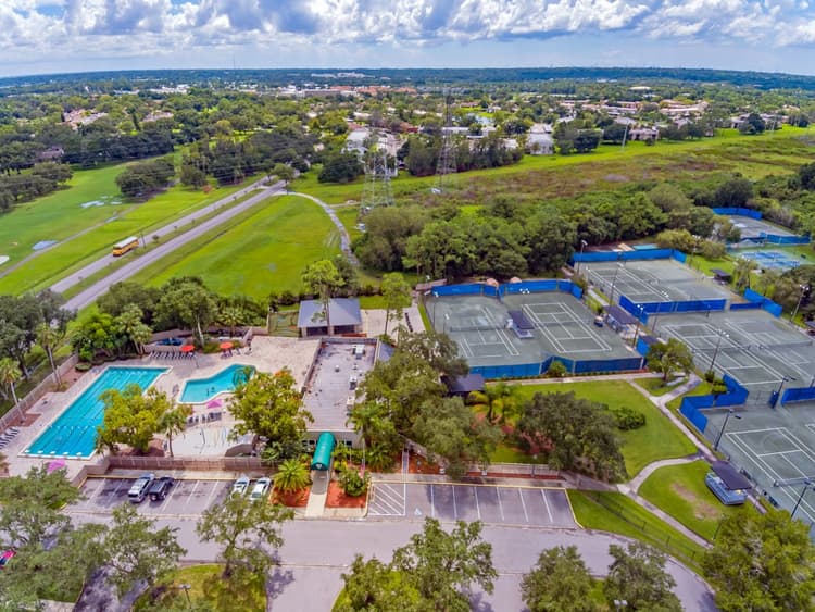 East Lake Woodlands Country Club
