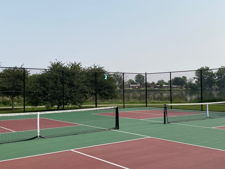 Huston Lake Park