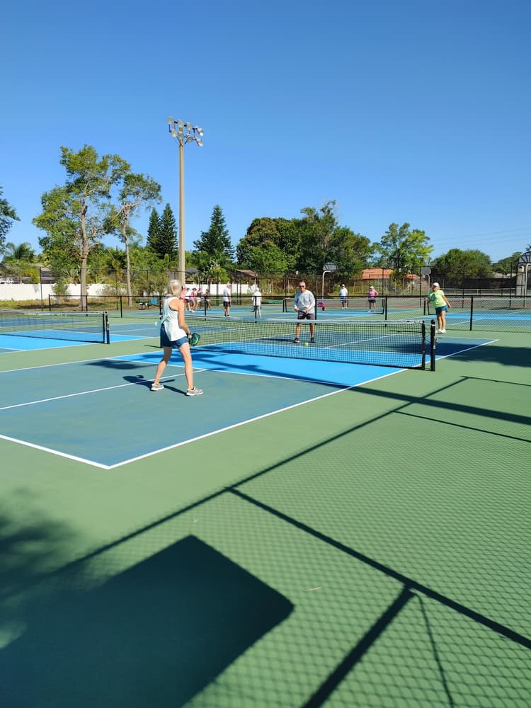 Bardmoor Golf & Tennis Club