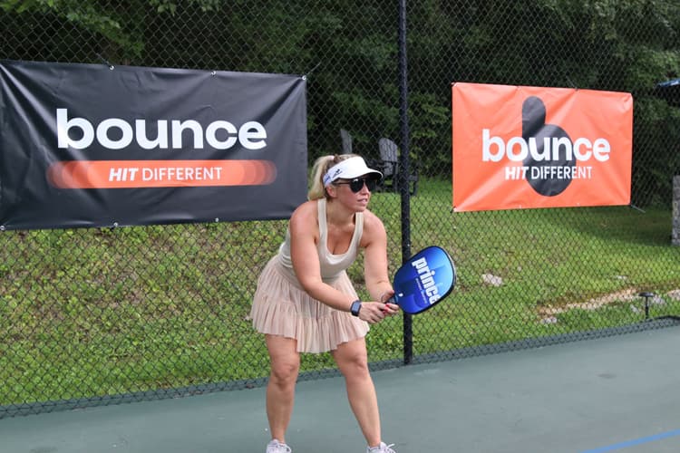 A Beginner's Guide to Pickleball Paddles